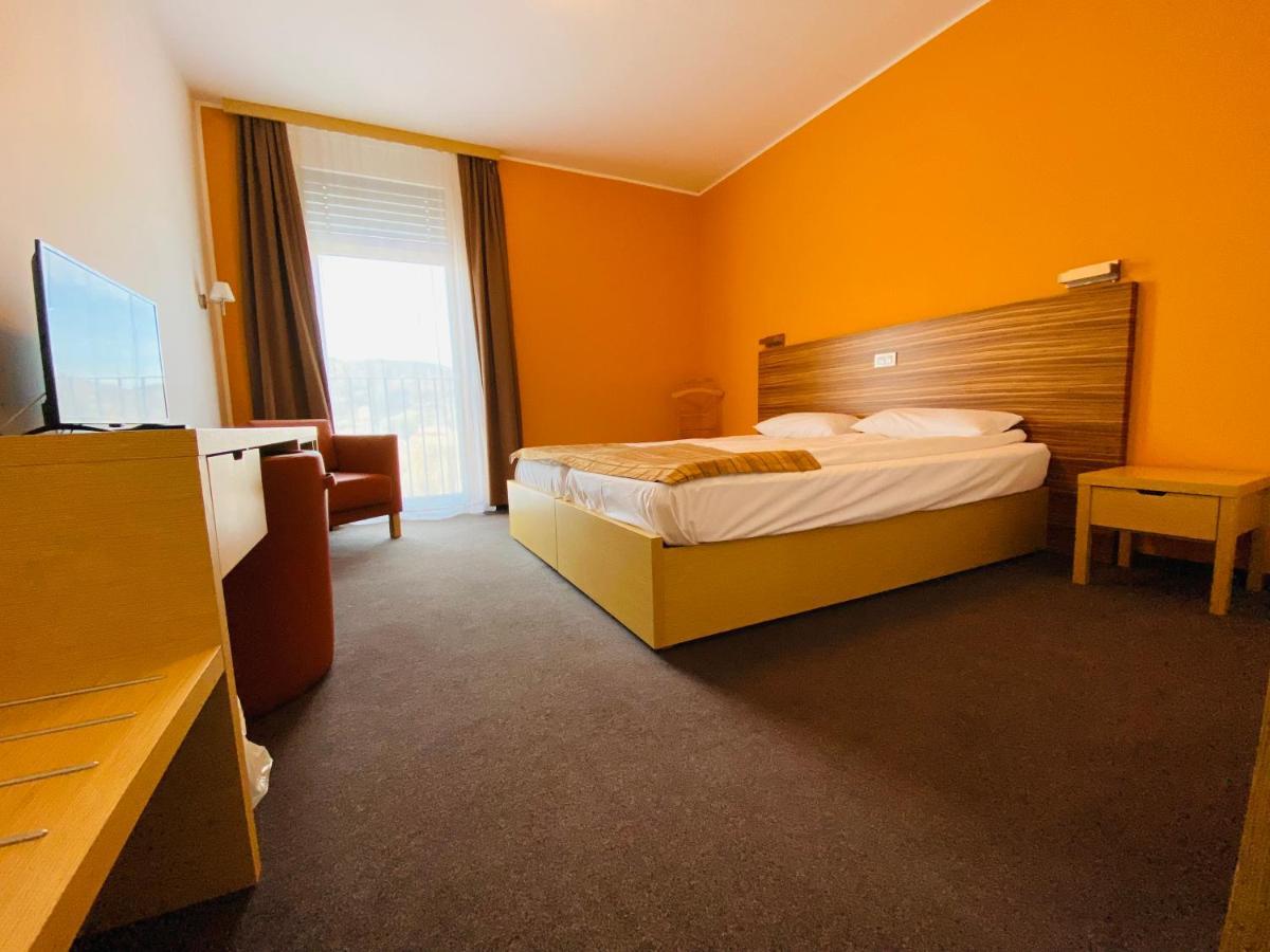 Hotel Veter Ruse Εξωτερικό φωτογραφία