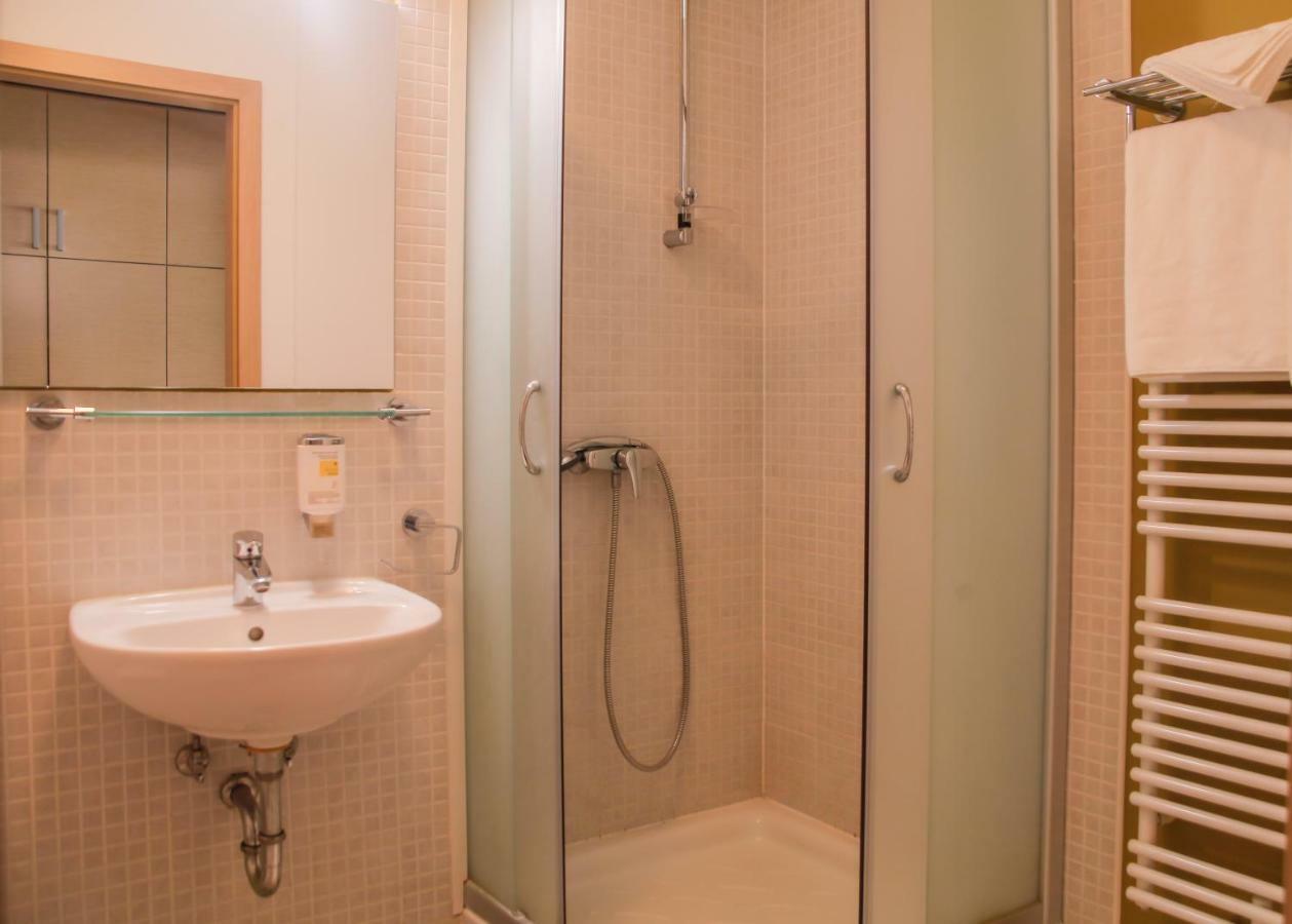Hotel Veter Ruse Εξωτερικό φωτογραφία
