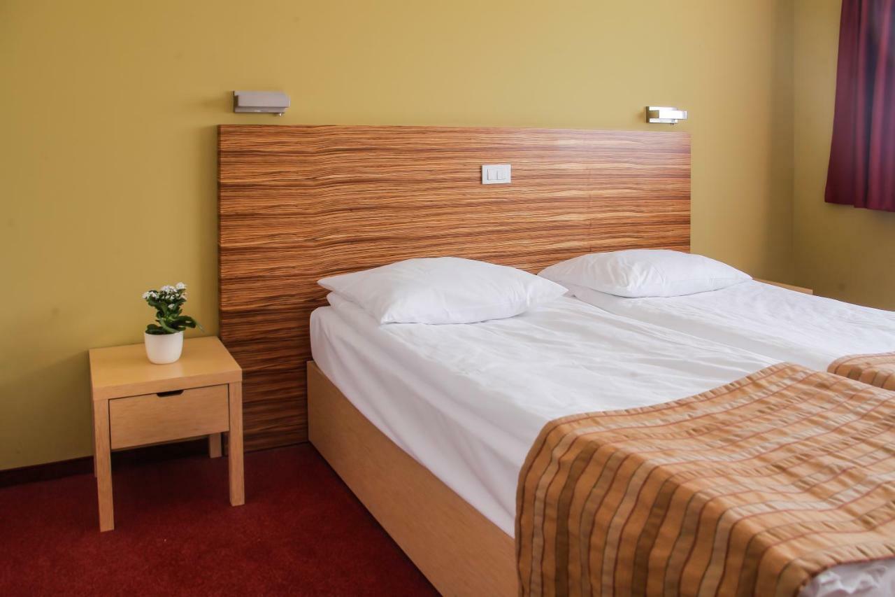 Hotel Veter Ruse Εξωτερικό φωτογραφία